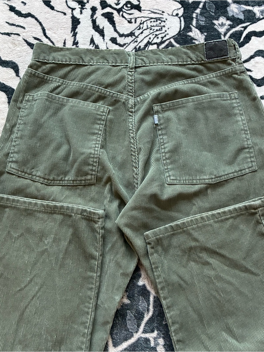 002 - VINTAGE 00s LEVIS SILVER TAB Y2K CORDUROY GREEN PANTS
